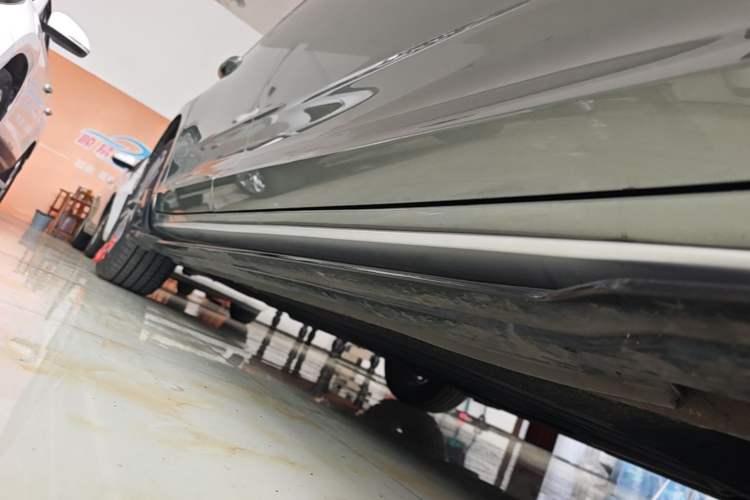 Used Geely Auto Preface 2023 1.5TD Kunlun Edition Right Side Sill