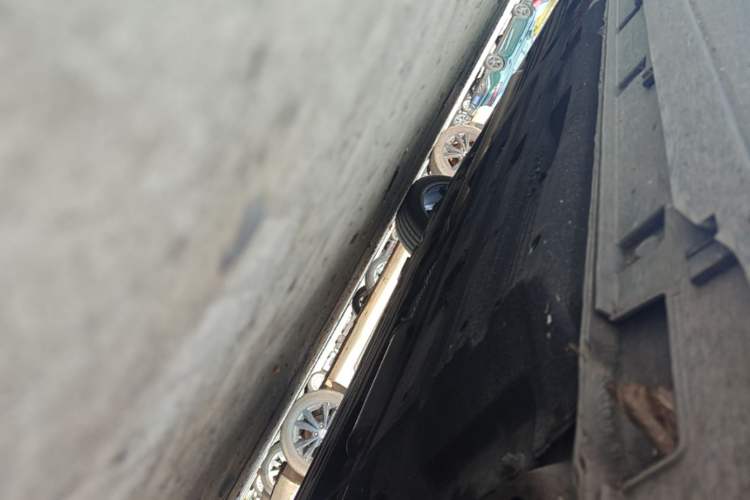 Used Geely Auto Preface 2023 1.5TD Kunlun Edition Right Side Sill