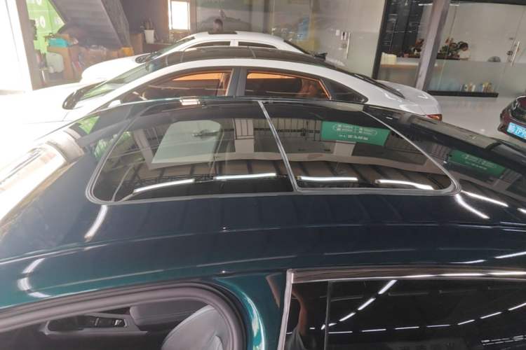 Used Geely Auto Preface 2023 2.0TD "Only This Verdant Green" Edition Roof