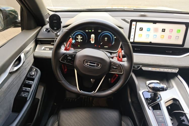 Used Geely Auto Preface 2023 2.0TD "Only This Verdant Green" Edition Steering Wheel