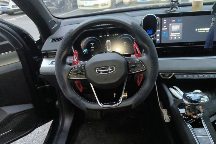 Used Geely Auto Preface 2023 2.0TD "Only This Verdant Green" Edition Steering Wheel