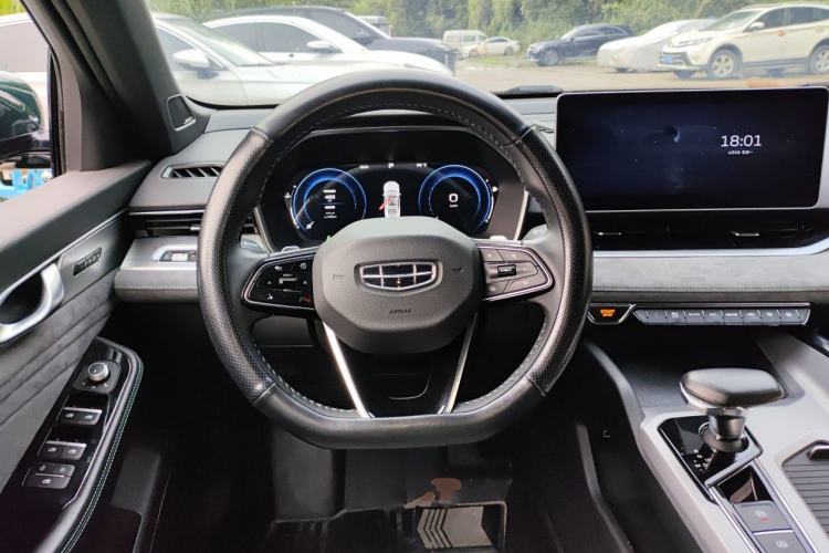 Used Geely Auto Preface 2023 2.0TD "Only This Verdant Green" Edition Steering Wheel