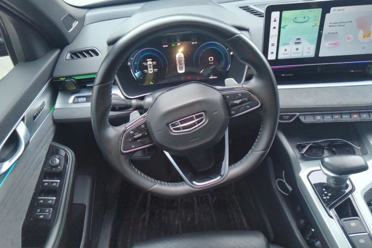 Used Geely Auto Preface 2023 2.0TD "Only This Verdant Green" Edition Steering Wheel