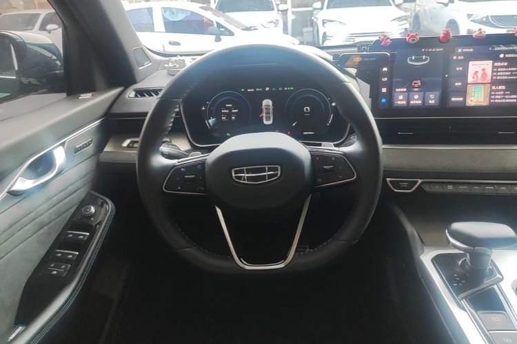 Used Geely Auto Preface 2023 2.0TD "Only This Verdant Green" Edition Steering Wheel
