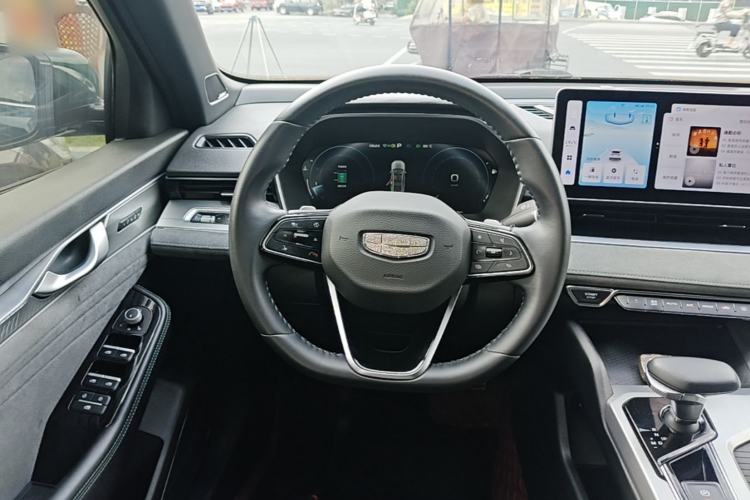 Used Geely Auto Preface 2023 2.0TD "Only This Verdant Green" Edition Steering Wheel