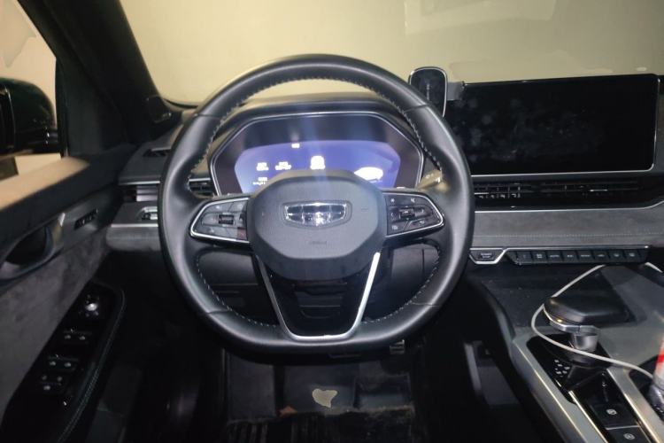 Used Geely Auto Preface 2023 2.0TD "Only This Verdant Green" Edition Steering Wheel