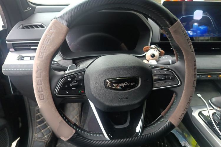 Used Geely Auto Preface 2023 2.0TD "Only This Verdant Green" Edition Steering Wheel