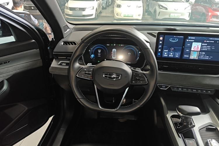 Used Geely Auto Preface 2023 2.0TD "Only This Verdant Green" Edition Steering Wheel