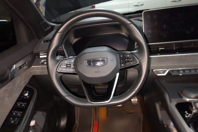 Used Geely Auto Preface 2023 2.0TD "Only This Verdant Green" Edition Steering Wheel