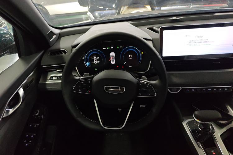 Used Geely Auto Preface 2023 2.0TD "Only This Verdant Green" Edition Steering Wheel