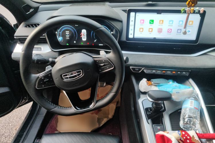 Used Geely Auto Preface 2023 2.0TD "Only This Verdant Green" Edition Steering Wheel