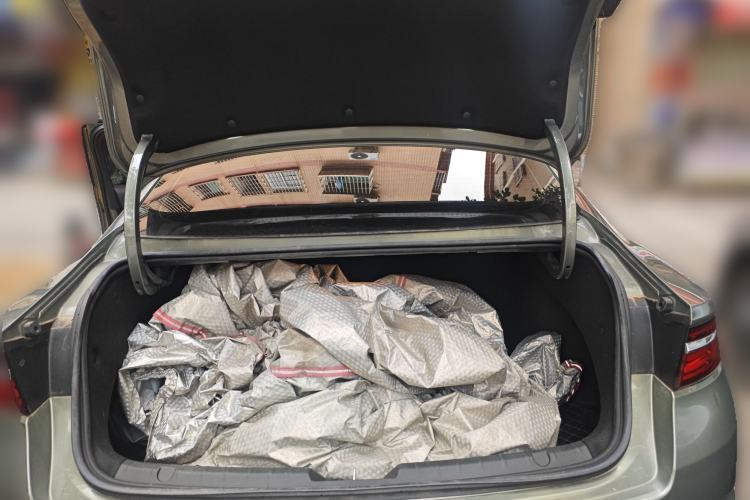 Used Geely Auto Preface 2023 1.5TD Kunlun Edition Trunk