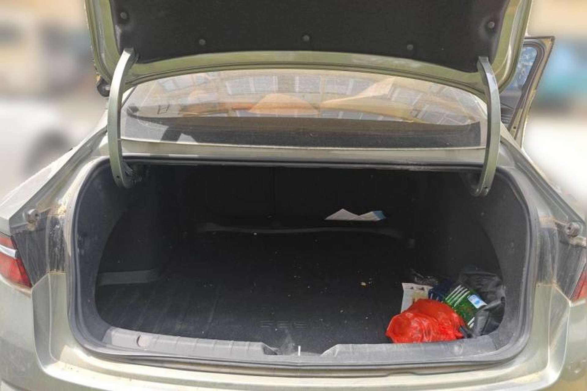 Used Geely Auto Preface 2023 1.5TD Fuyao Version Trunk