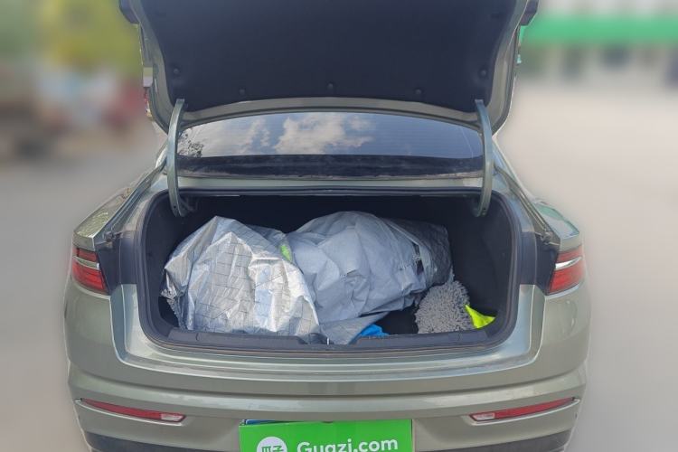 Used Geely Auto Preface 2023 1.5TD Fuyao Version Trunk