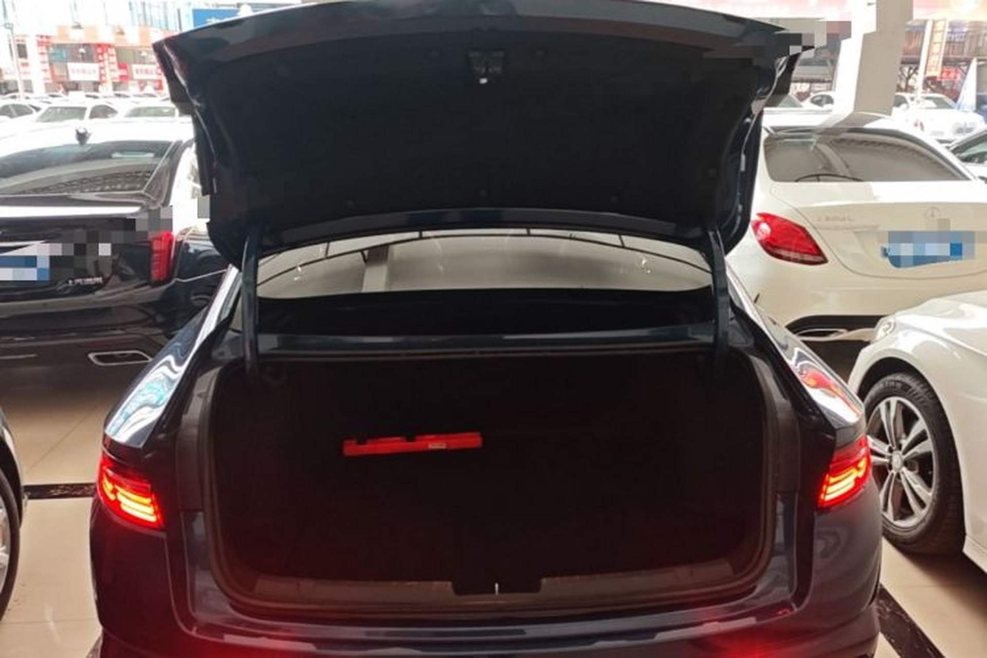 Used Geely Auto Preface 2023 2.0TD "Only This Verdant Green" Edition Trunk