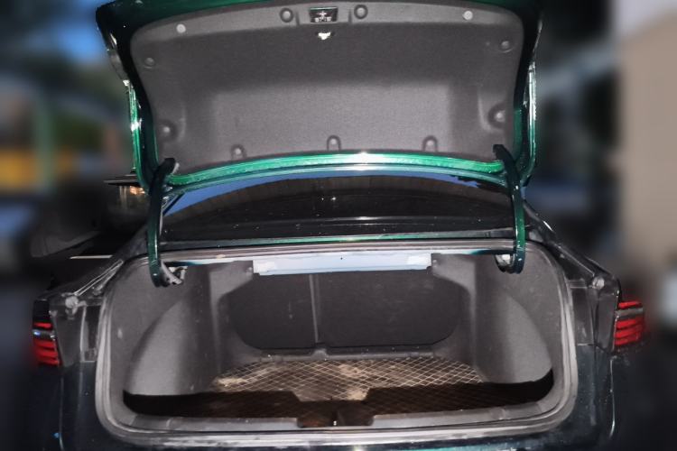 Used Geely Auto Preface 2023 2.0TD "Only This Verdant Green" Edition Trunk