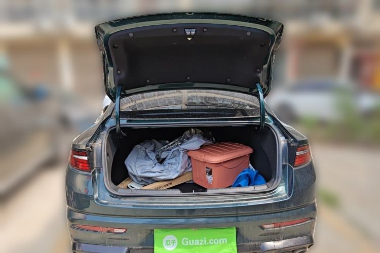 Used Geely Auto Preface 2023 2.0TD "Only This Verdant Green" Edition Trunk