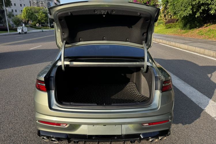 Used Geely Auto Preface 2023 1.5TD Kunlun Edition Trunk