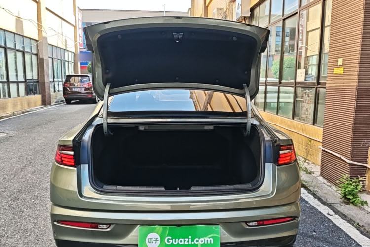Used Geely Auto Preface 2023 1.5TD Fuyao Version Trunk
