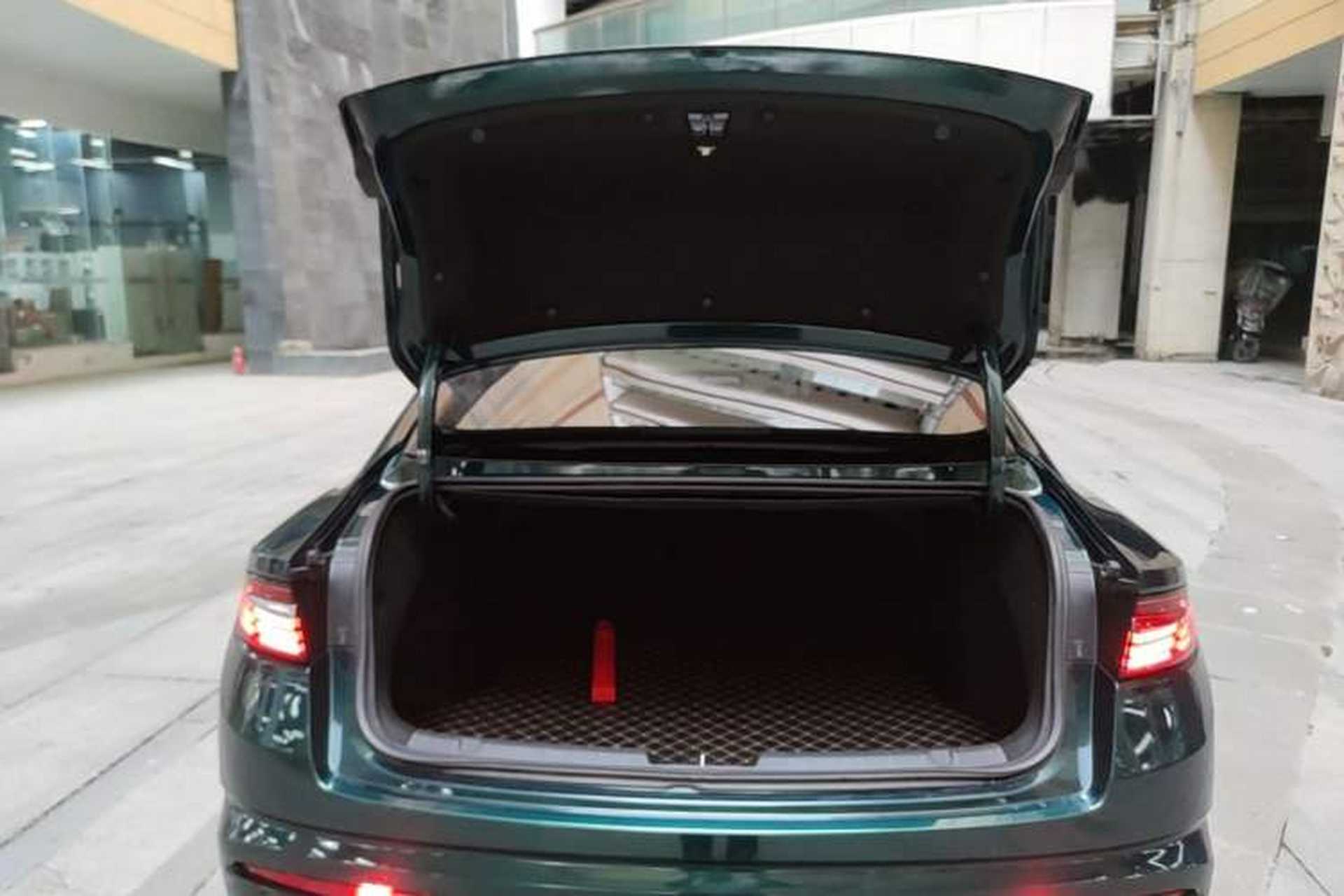 Used Geely Auto Preface 2023 2.0TD "Only This Verdant Green" Edition Trunk