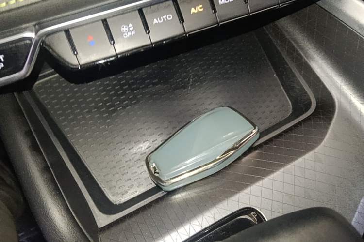 Used Geely Auto Preface 2023 1.5TD Fuyao Version Vehicle Key