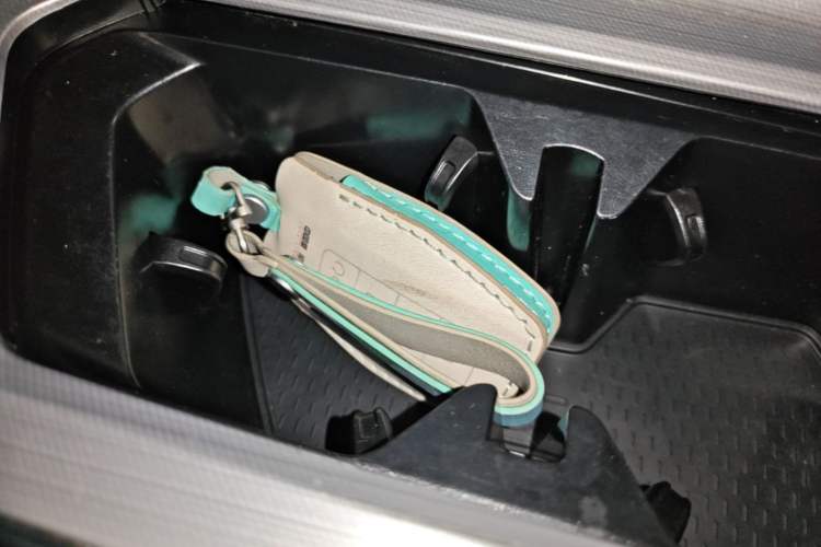 Used Geely Auto Preface 2023 2.0TD "Only This Verdant Green" Edition Vehicle Key