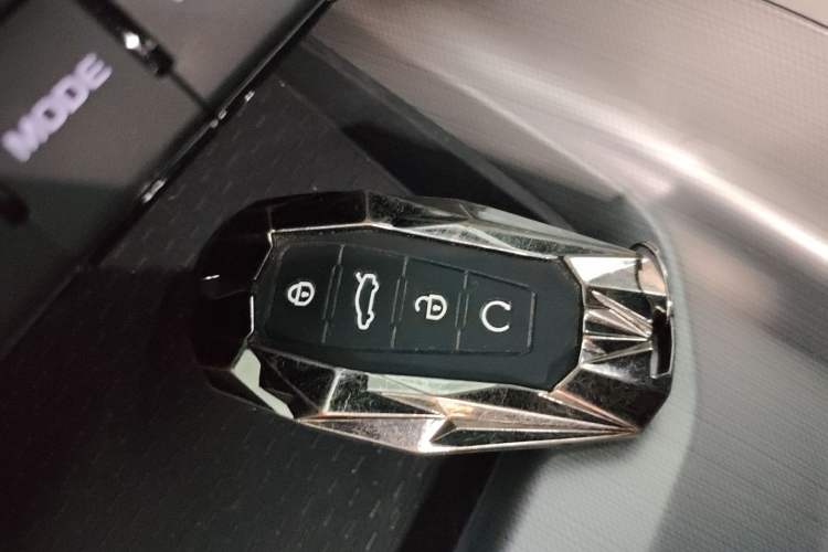 Used Geely Auto Preface 2023 2.0TD "Only This Verdant Green" Edition Vehicle Key