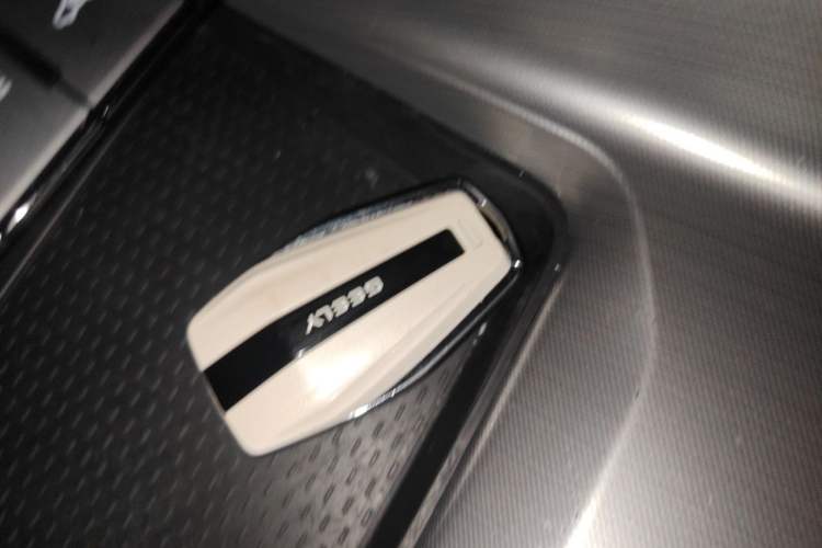 Used Geely Auto Preface 2023 2.0TD "Only This Verdant Green" Edition Vehicle Key