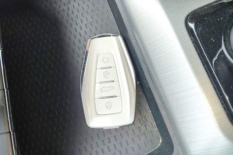 Used Geely Auto Preface 2023 2.0TD "Only This Verdant Green" Edition Vehicle Key
