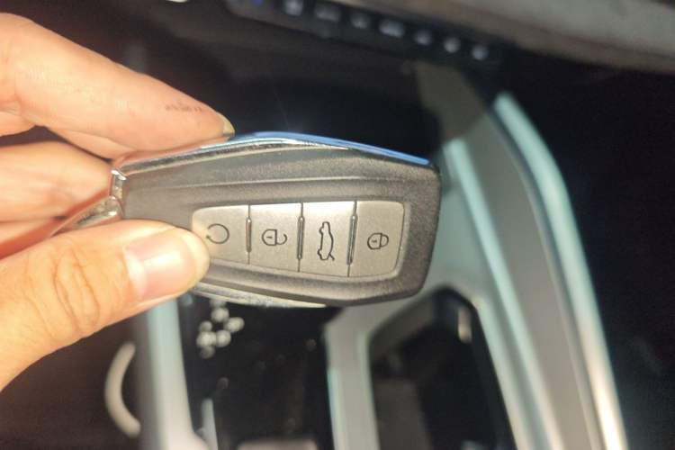 Used Geely Auto Preface 2023 2.0TD "Only This Verdant Green" Edition Vehicle Key