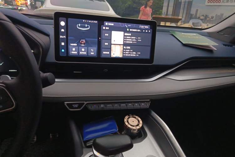 Used Geely Auto Preface 2023 2.0TD Prestige Version Audio And AC Panel