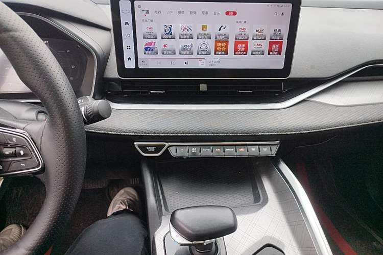 Used Geely Auto Preface 2023 2.0TD Luxury Version Audio And AC Panel