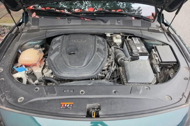 Used Geely Auto Preface 2023 2.0TD "Only This Verdant Green" Edition Engine Bay