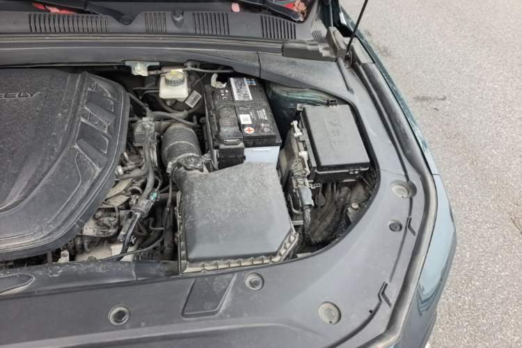 Used Geely Auto Preface 2023 2.0TD "Only This Verdant Green" Edition Engine Bay Left