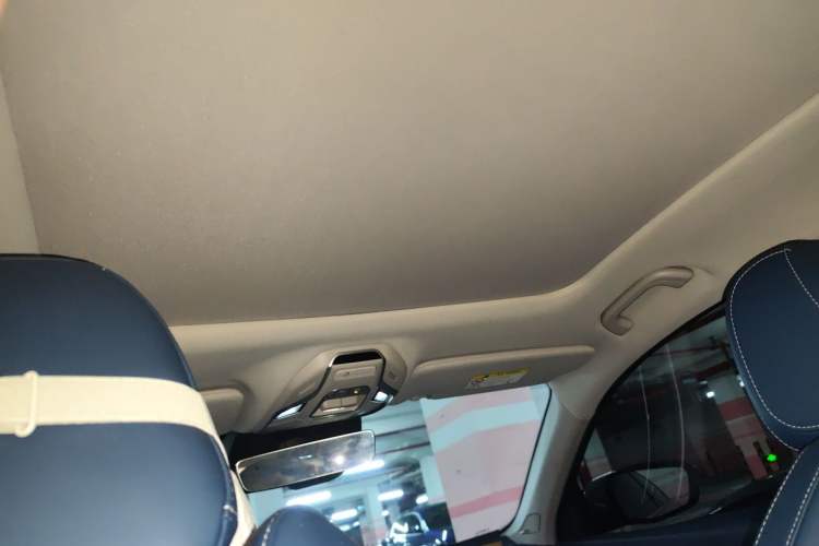 Used Geely Auto Preface 2023 2.0TD Prestige Version Headliner
