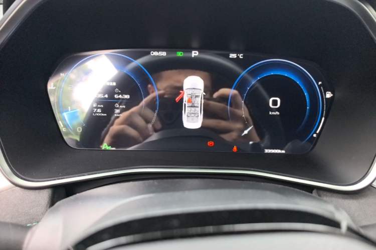 Used Geely Auto Preface 2023 2.0TD "Only This Verdant Green" Edition Instrument Cluster