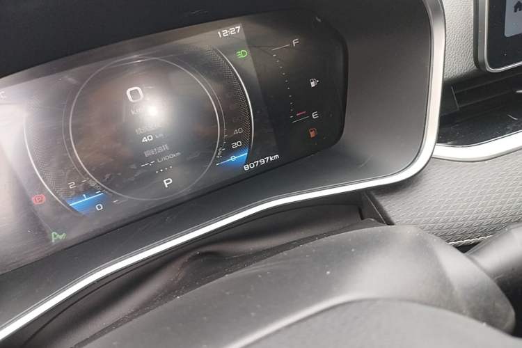 Used Geely Auto Preface 2023 2.0TD Luxury Version Odometer Close Up
