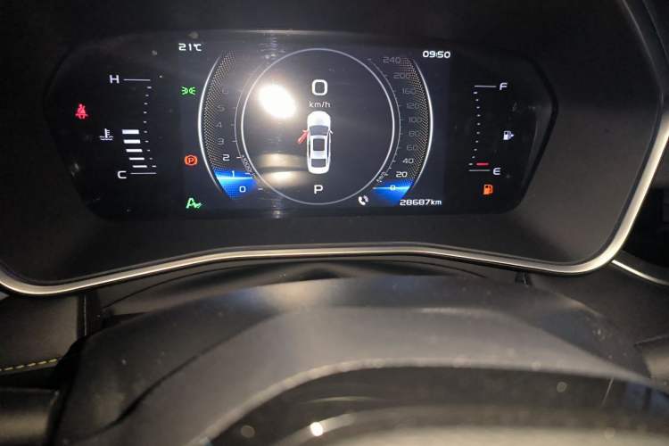 Used Geely Auto Preface 2023 1.5TD Fuyao Version Odometer Close Up