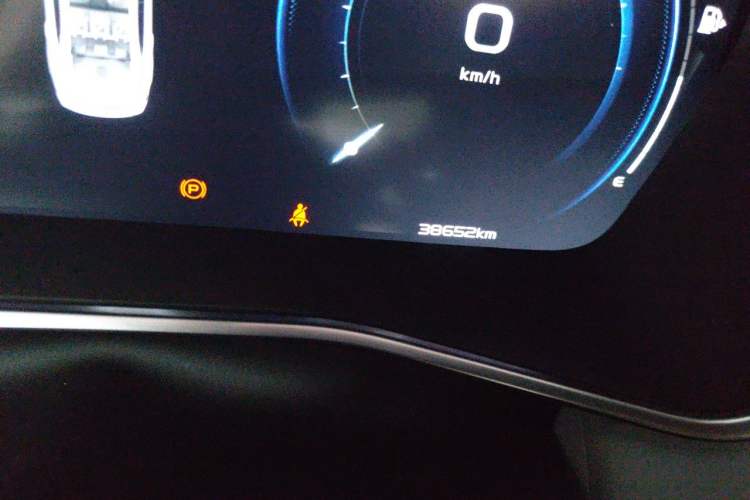 Used Geely Auto Preface 2023 2.0TD Prestige Version Odometer Close Up