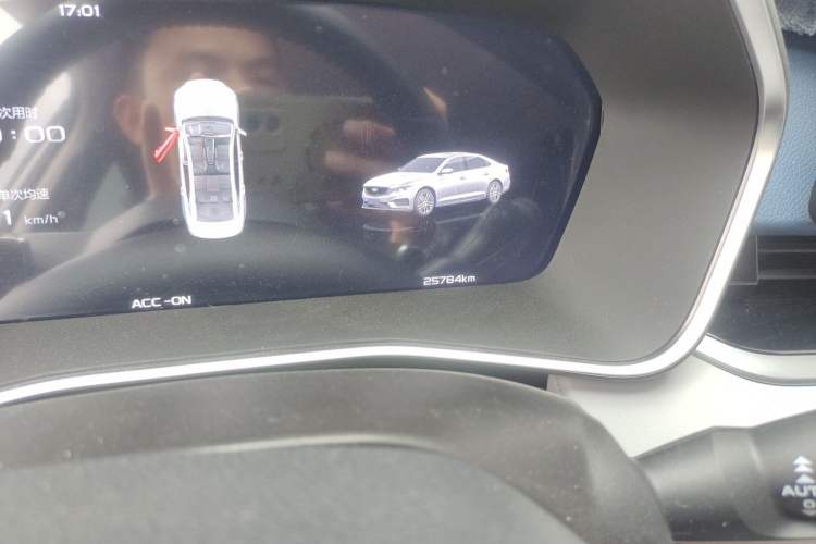Used Geely Auto Preface 2023 2.0TD Prestige Version Odometer Close Up