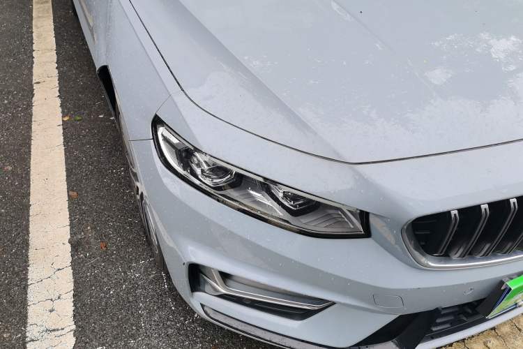Used Geely Auto Preface 2023 2.0TD Prestige Version Right Front Headlight