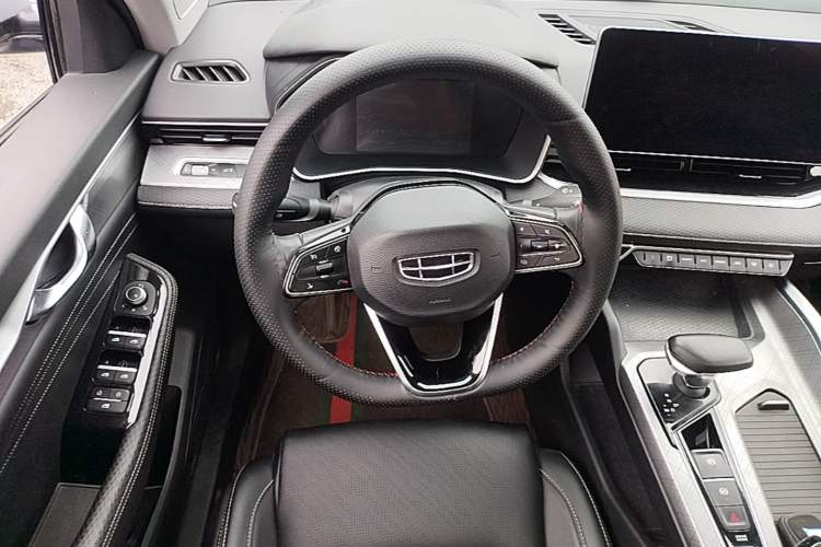Used Geely Auto Preface 2023 2.0TD Luxury Version Steering Wheel