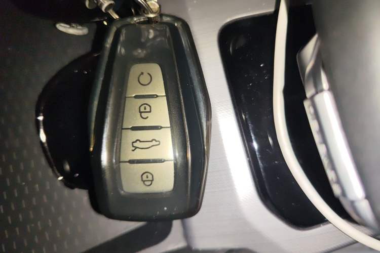 Used Geely Auto Preface 2023 2.0TD Prestige Version Vehicle Key