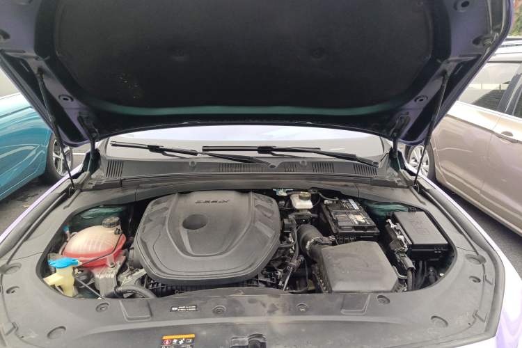 Used Geely Auto Preface 2023 2.0TD "Only This Verdant Green" Edition Engine Bay