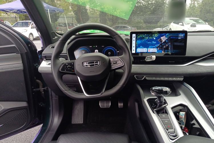 Used Geely Auto Preface 2023 2.0TD "Only This Verdant Green" Edition Steering Wheel