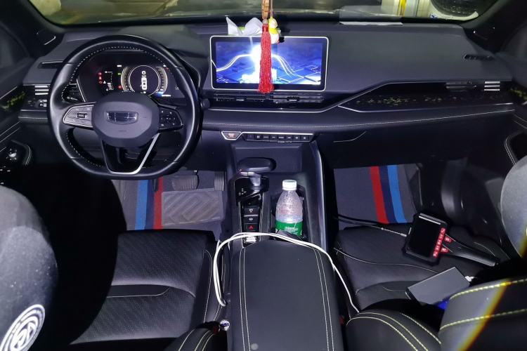 Used Geely Auto Preface 2023 1.5TD Fuyao Version Center Console