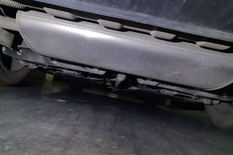 Used Geely Auto Preface 2023 1.5TD Fuyao Version Chassis Rear