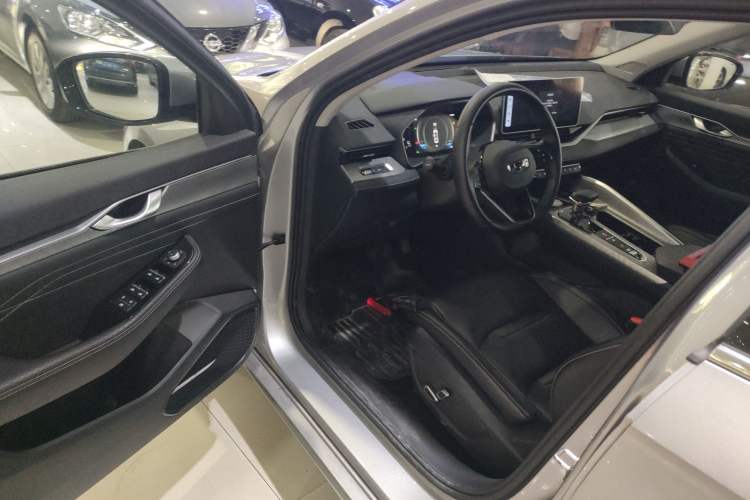 Used Geely Auto Preface 2023 2.0TD Luxury Version Driver Seat