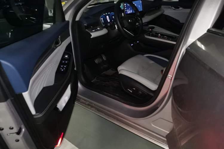 Used Geely Auto Preface 2023 2.0TD Prestige Version Driver Seat