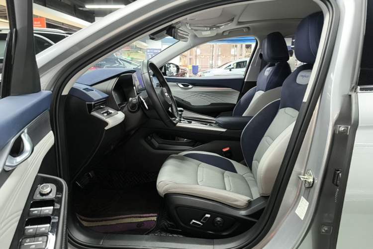 Used Geely Auto Preface 2023 2.0TD Prestige Version Driver Seat